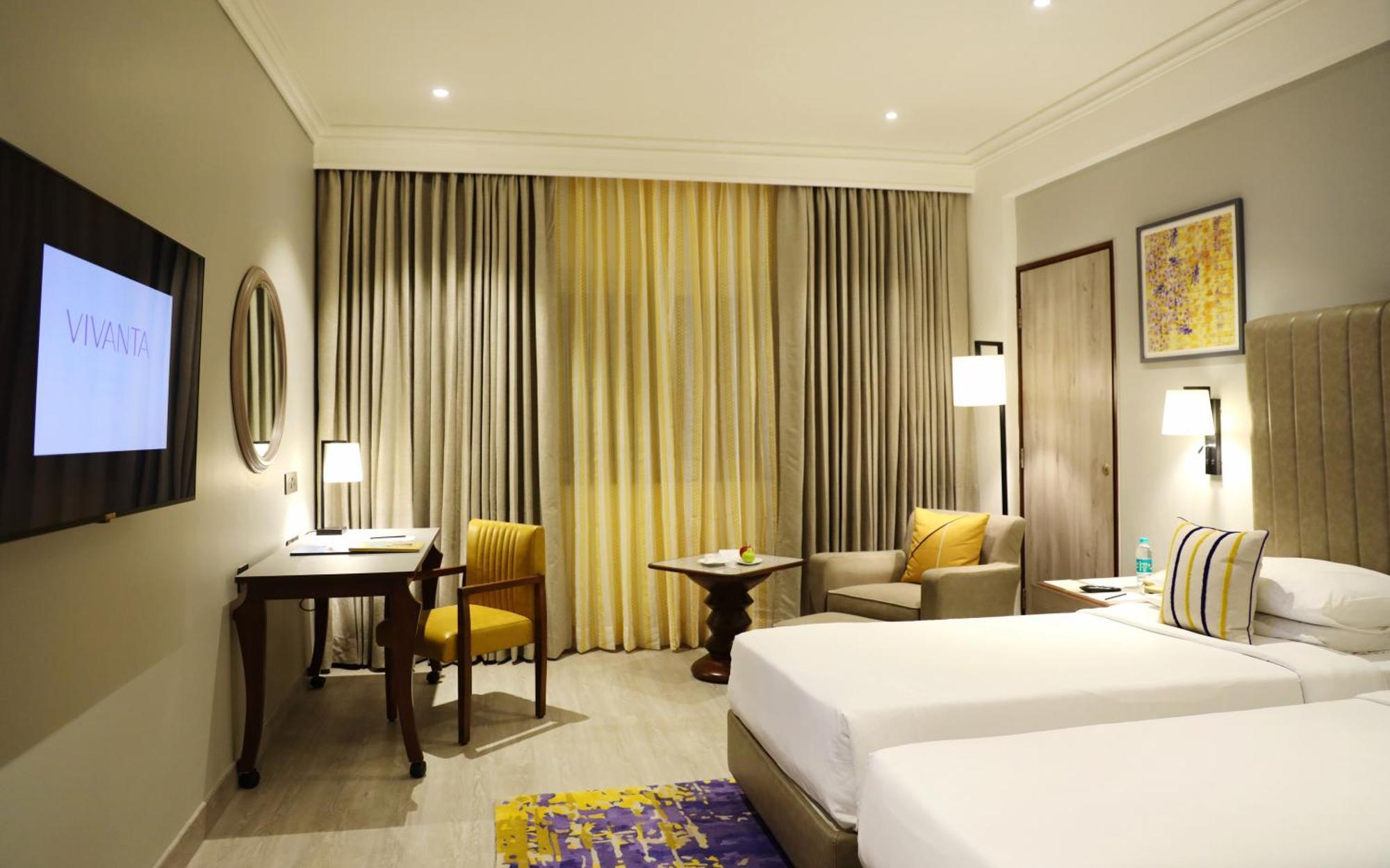 Vivanta Bengaluru Residency Road Exterior photo